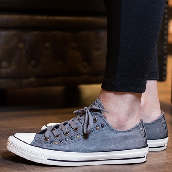 Converse‎ Chuck Taylor All Star Eyerow Sneaker - Picture 1 of 2